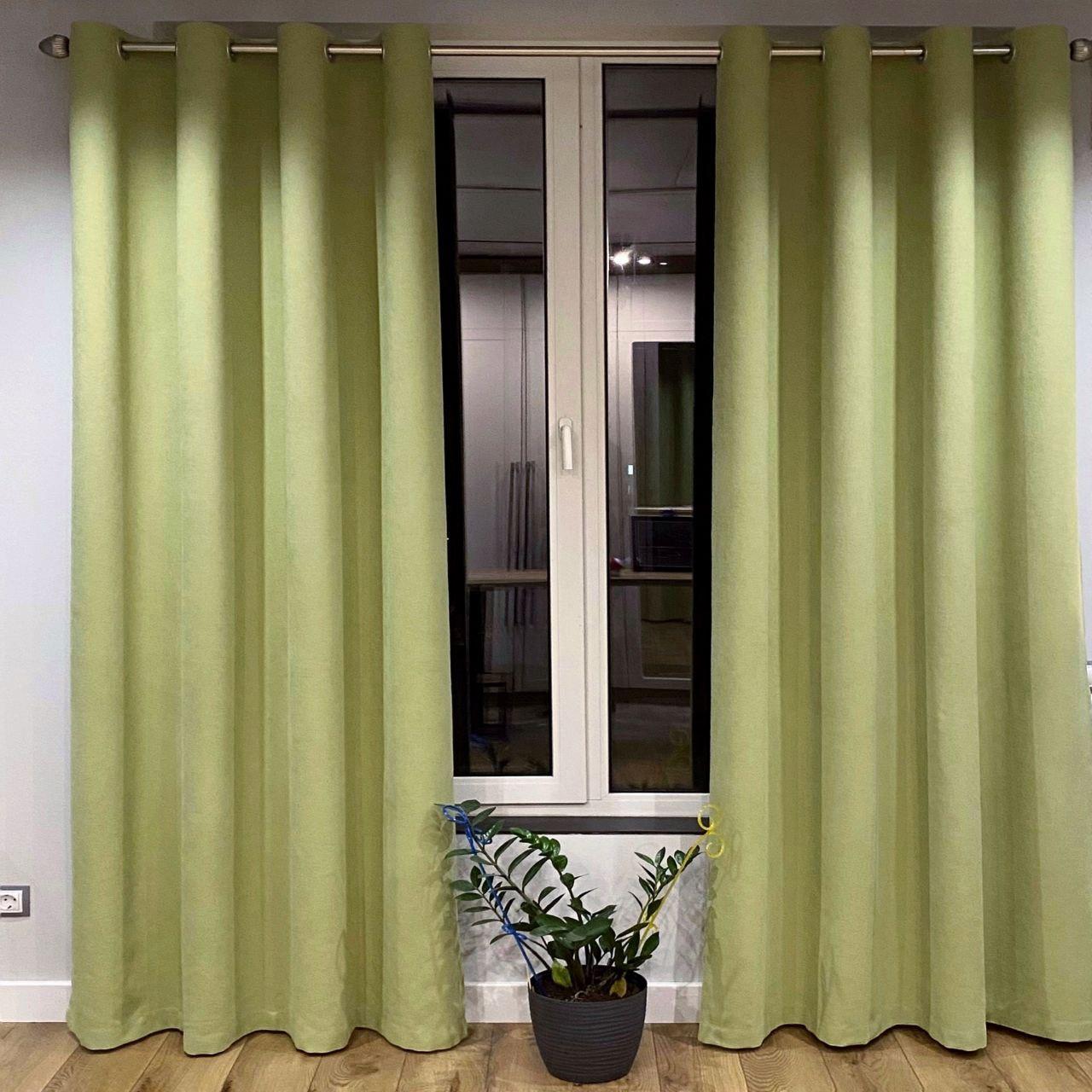 Комплект штори на сірих люверсах 2 шт 140х250 см мікровелюр Світло-зелений, фото 1