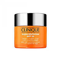 Увлажняющий крем CLINIQUE superdefense crema spf25 multicorreccion pieles grasas 50 ml. Доставка від 14 днів -