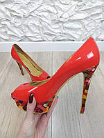 Женские туфли Antonio Biaggi из натуральной лаковой кожи на каблуке красные Размер 39