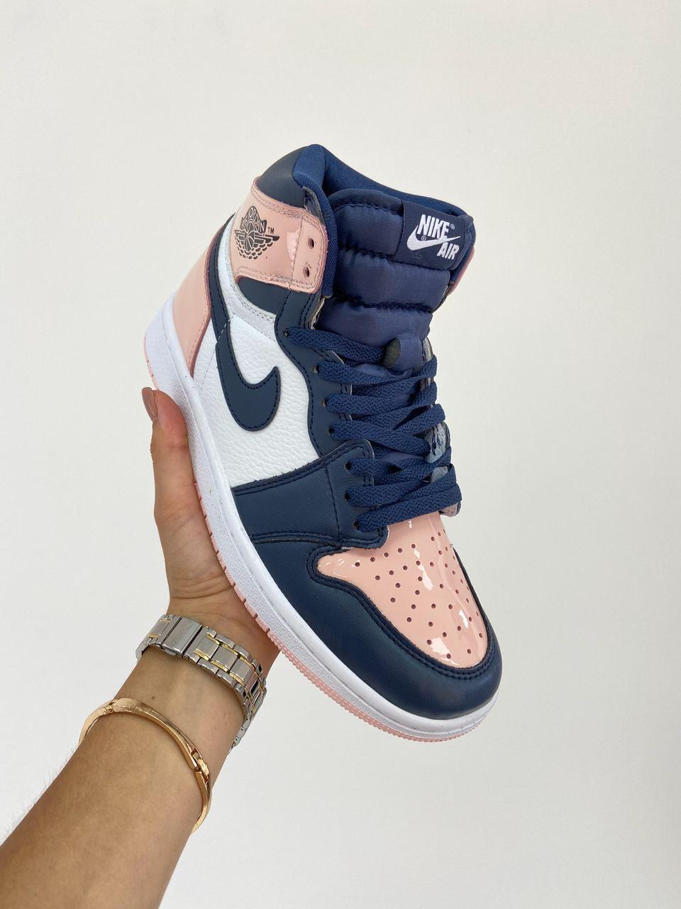 Женские кроссовки Air Jordan 1 Retro High Atmosphere Bubble Gum Pink DD9335-641 - фото 2 - id-p2075875045