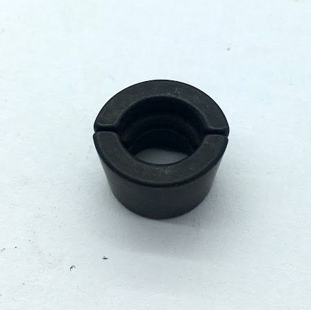 Сухарі клапана двигуна KM 385Bт (к-т 2 шт)