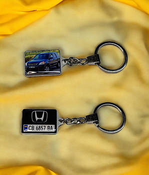 Брелок автомобільний з логотипом Honda та фото (Двосторонній)