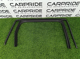 Молдинг дверей зовнішній Mitsubishi Outlander GM4W 2.50 2022 задн. прав. (б/у)