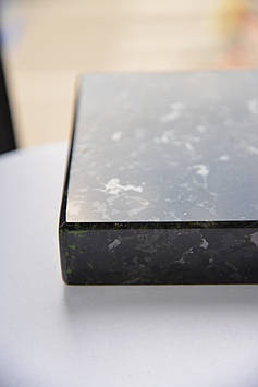 Підвіконня "Лабрадорит" із граніту