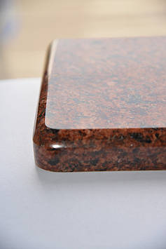 Підвіконня "Лізник" із граніту