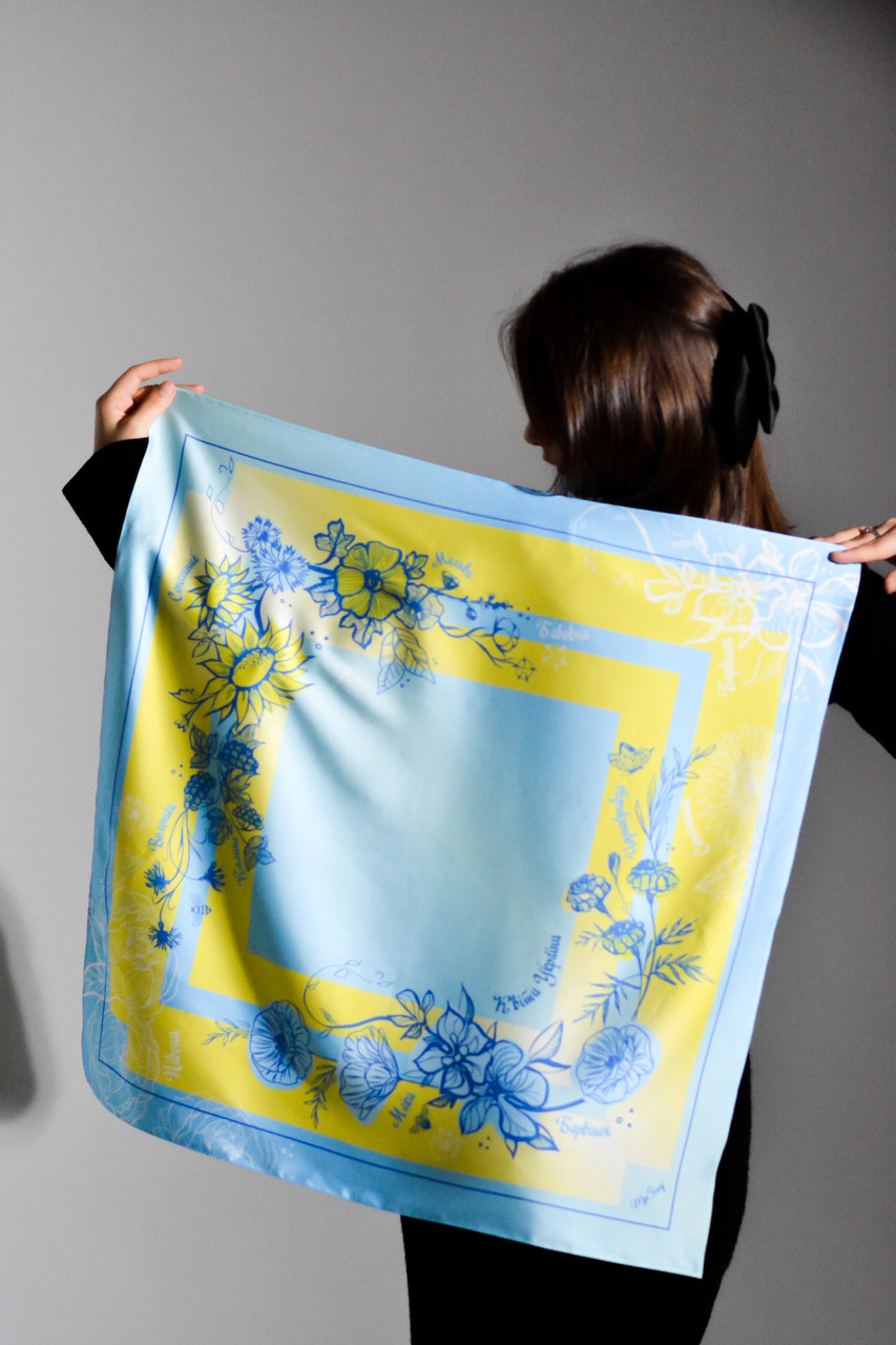 Авторська хустка "Українські квіти" подарункова упаковка My Scarf