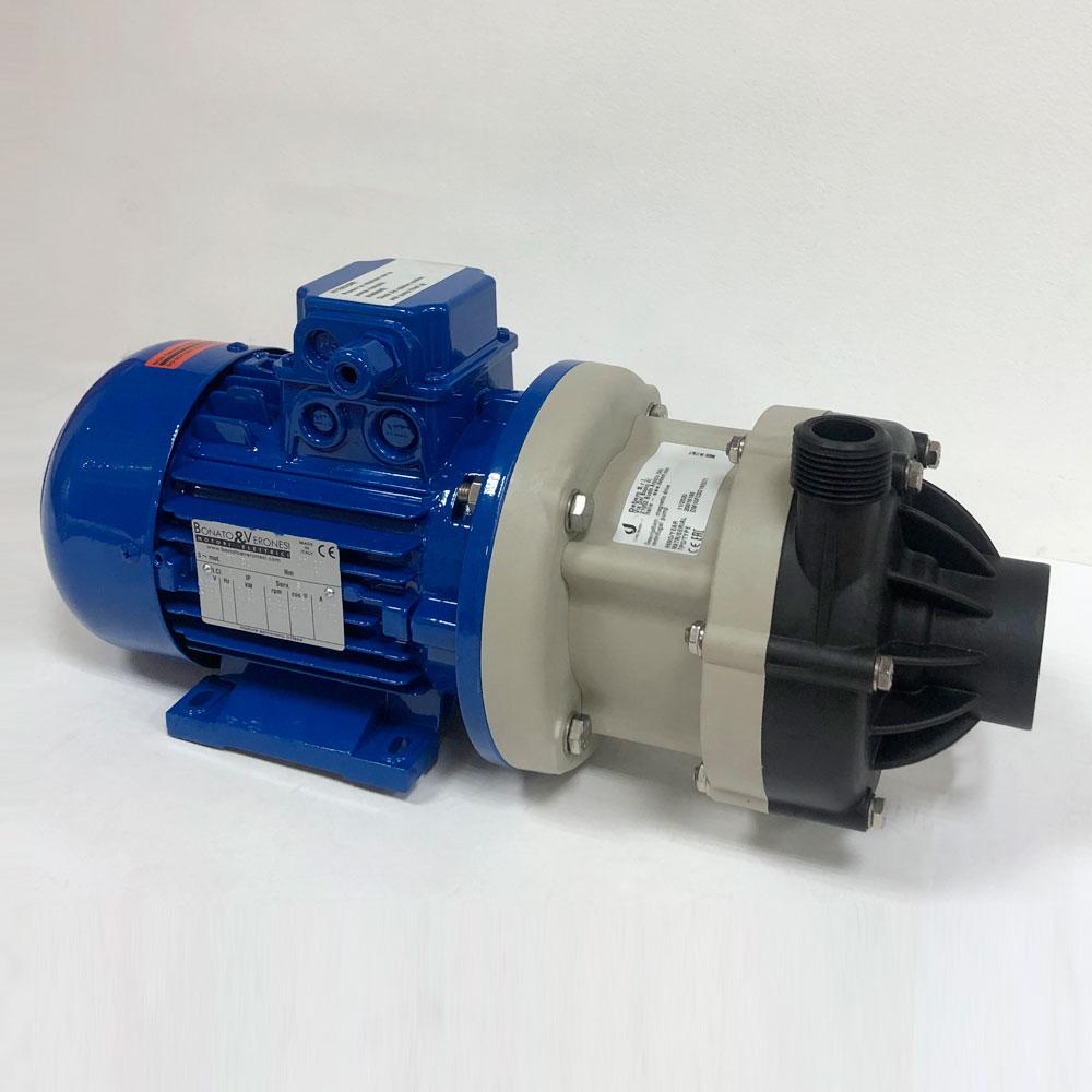 Хімічний насос із магнітною муфтою DM 10 PVDF, VITON, 0.75 кВт