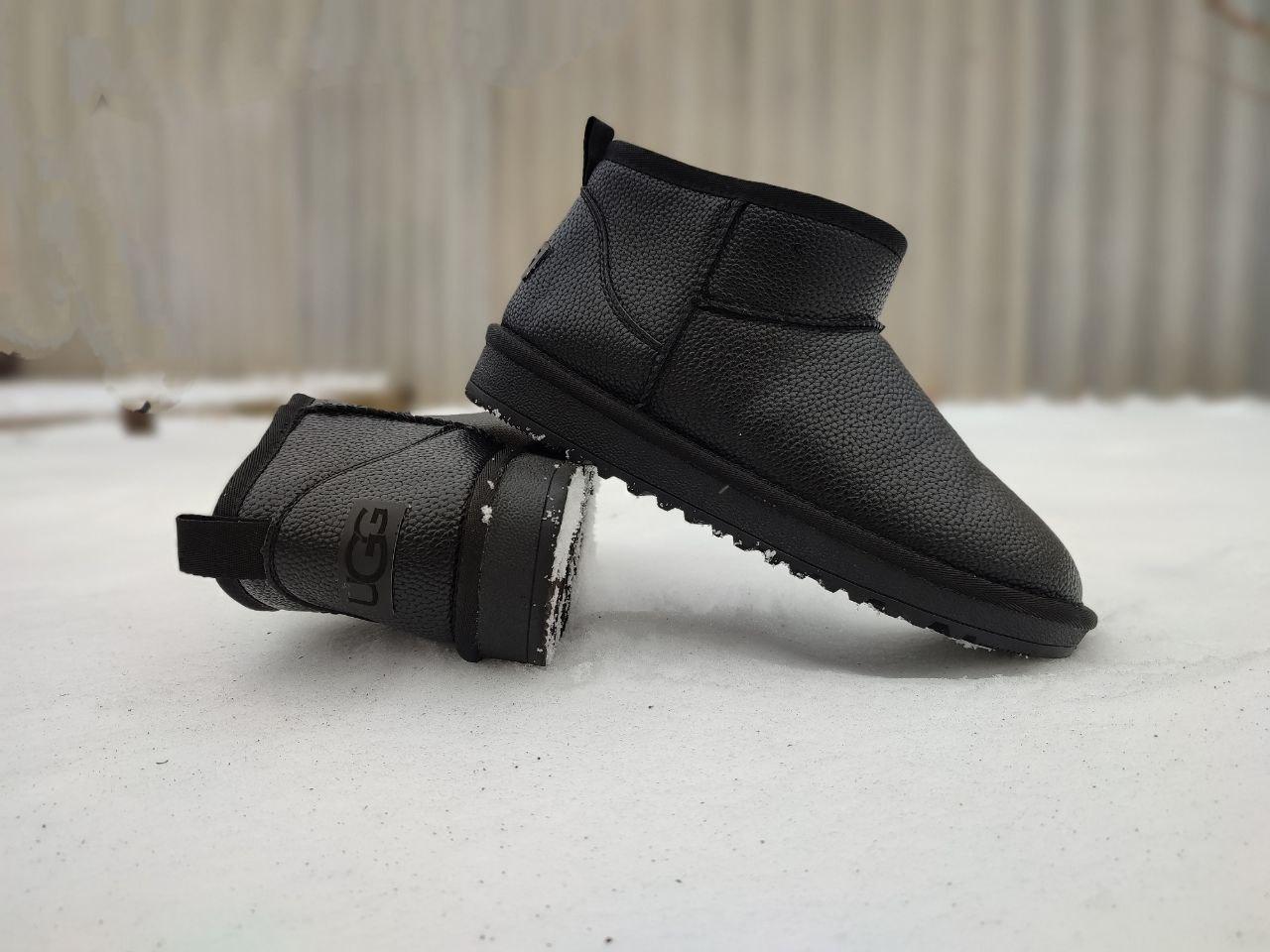 Угги ЧЕРНЫЕ мини кожаные натуралки низкие (h=11.5) с лейбл UGG на пяточке унисекс 36р- 41 р ботиночки зима
