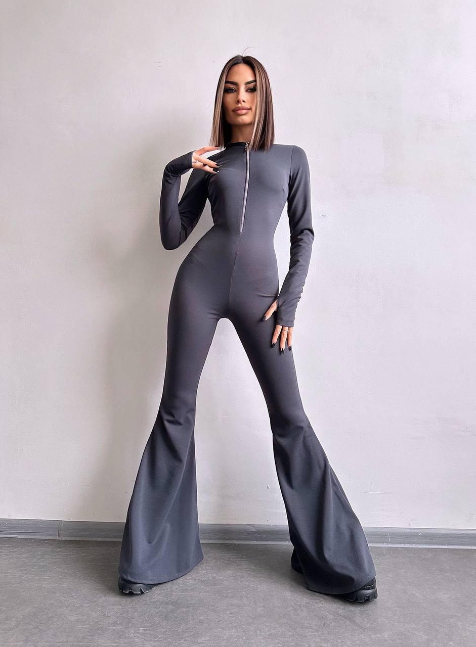 Комфортний жіночий комбінезон з брюками кльош Db5849
