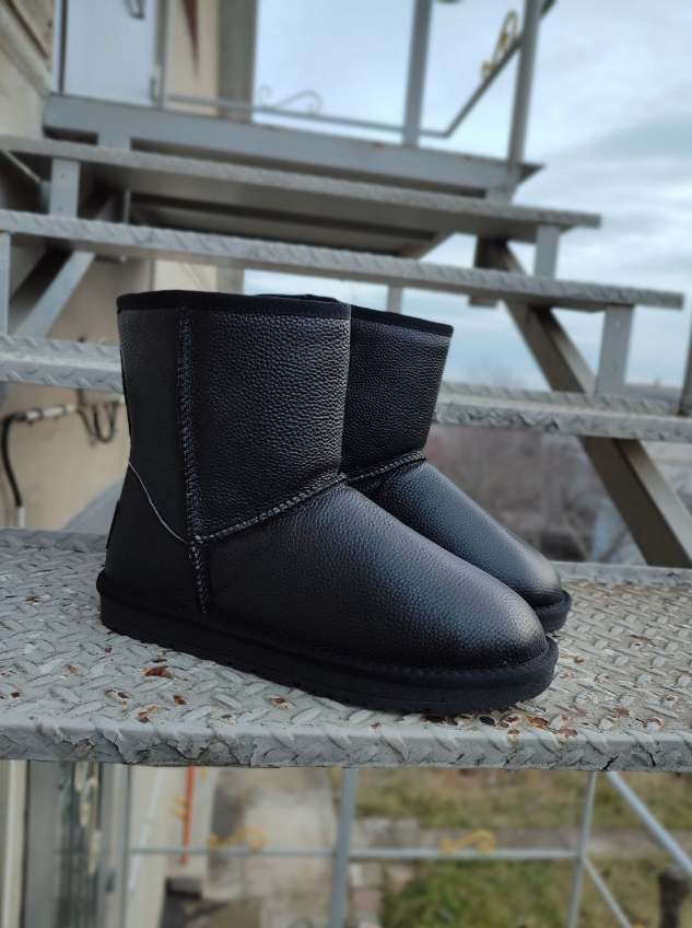 Угги высокие ЧЕРНЫЕ натуральная кожа и натуральный мех UGG унисекс полусапожки большие размеры Зима, фото 1