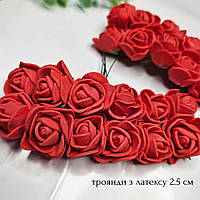 Розы латексовые красные 2,5 см (12 шт)