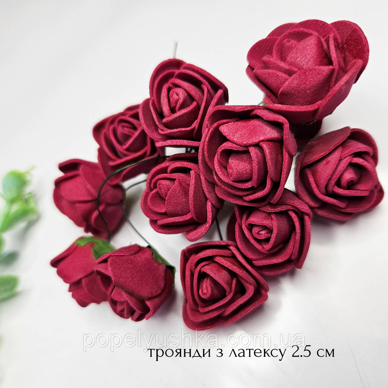 Троянди латексні бордові 2,5 см, фото 1