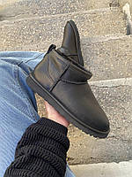 Черевики UGG Ugg Classic Ultra Mini Black Leather