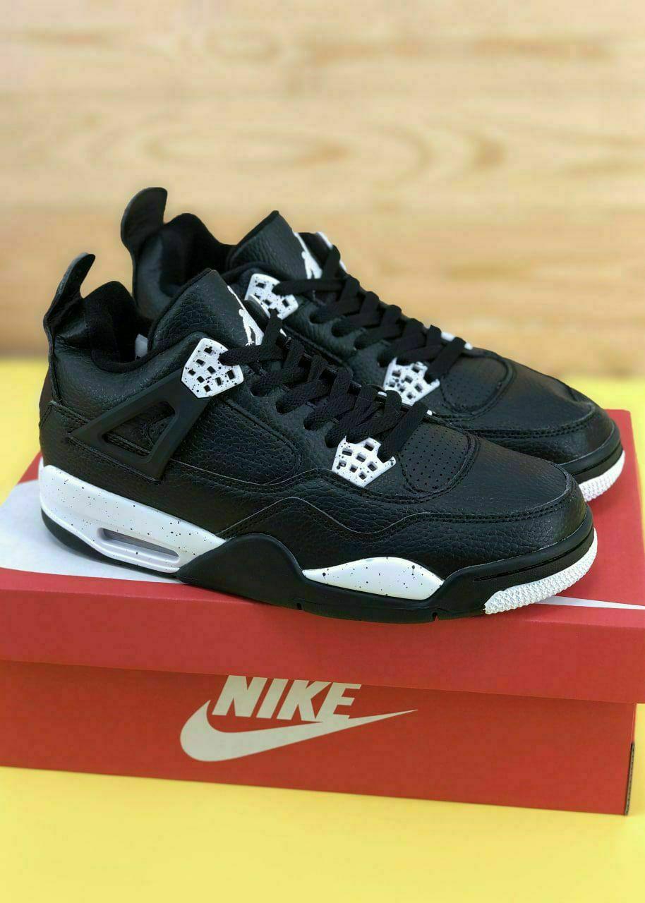 Чоловічі кросівки Nike Air Jordan 4 Black/White (чорно-білі) повсякденні кроси 7296 Найк топ, фото 1