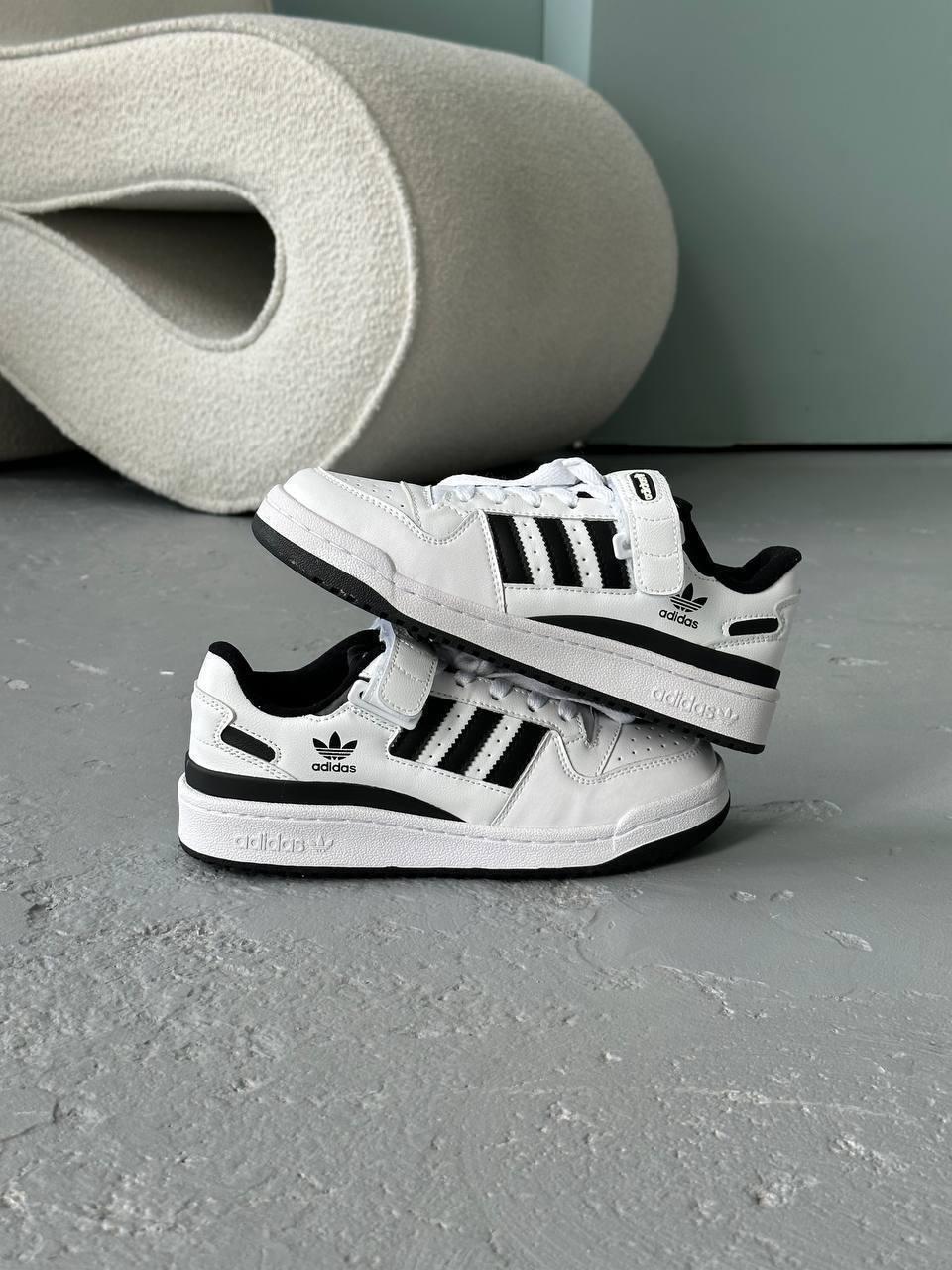 Чоловічі кросівки Adidas Forum Low White/Black (біло-чорні) стильні кроси A00106 Адідас топ, фото 1