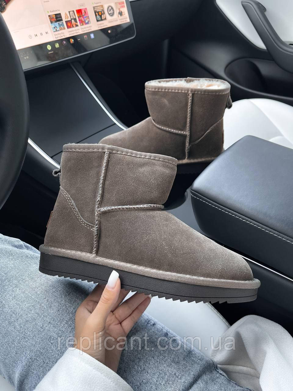 Жіночі черевики UGG Mini, фото 1