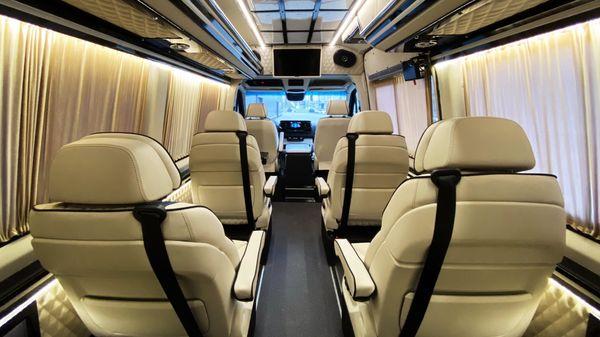 Микроавтобус Mercedes Sprinter 8 мест заказать в аренду с водителем - фото 6 - id-p2076482685