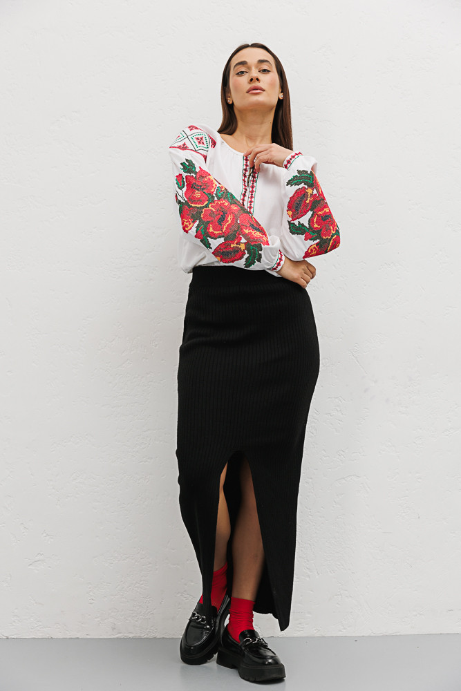 Жіноча вишиванка біла з маками хрестиком на рукавах (S), фото 1