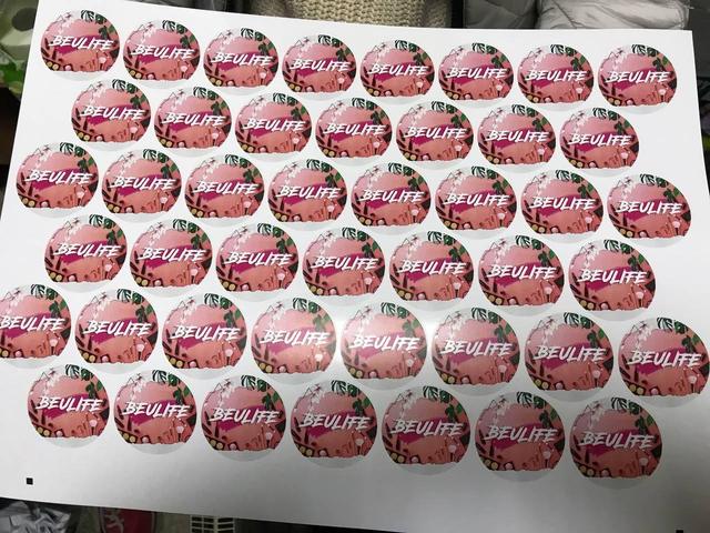 Друк наклейок, етикеток, стікерів на самоклейці