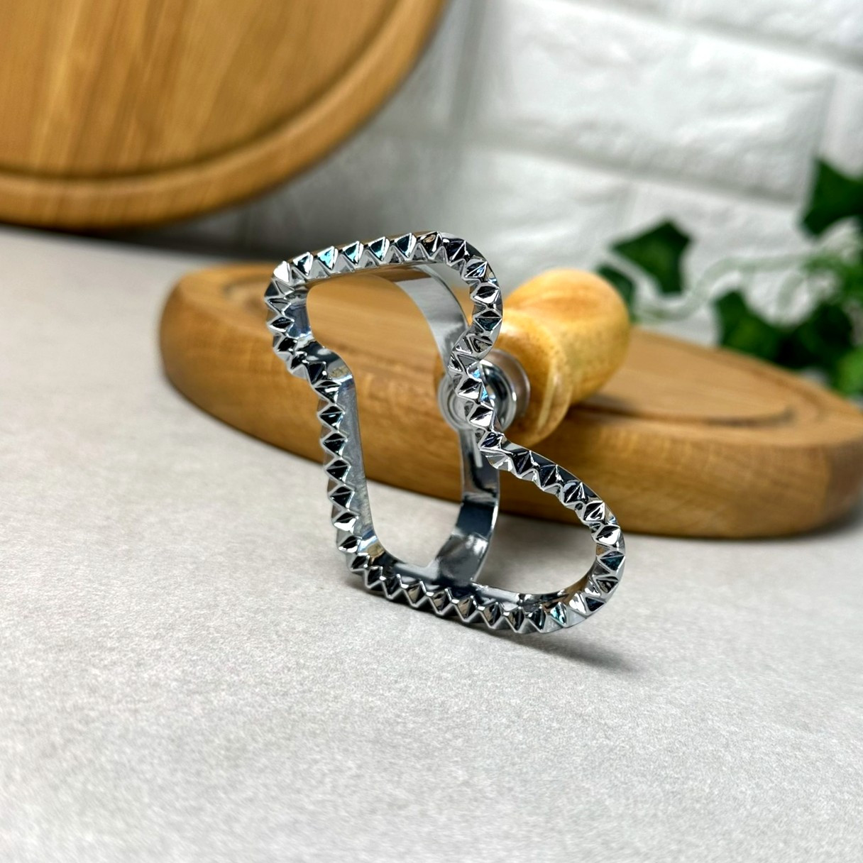 Форма для вирубки тіста з дерев'яною ручкою Чобіток, фото 1