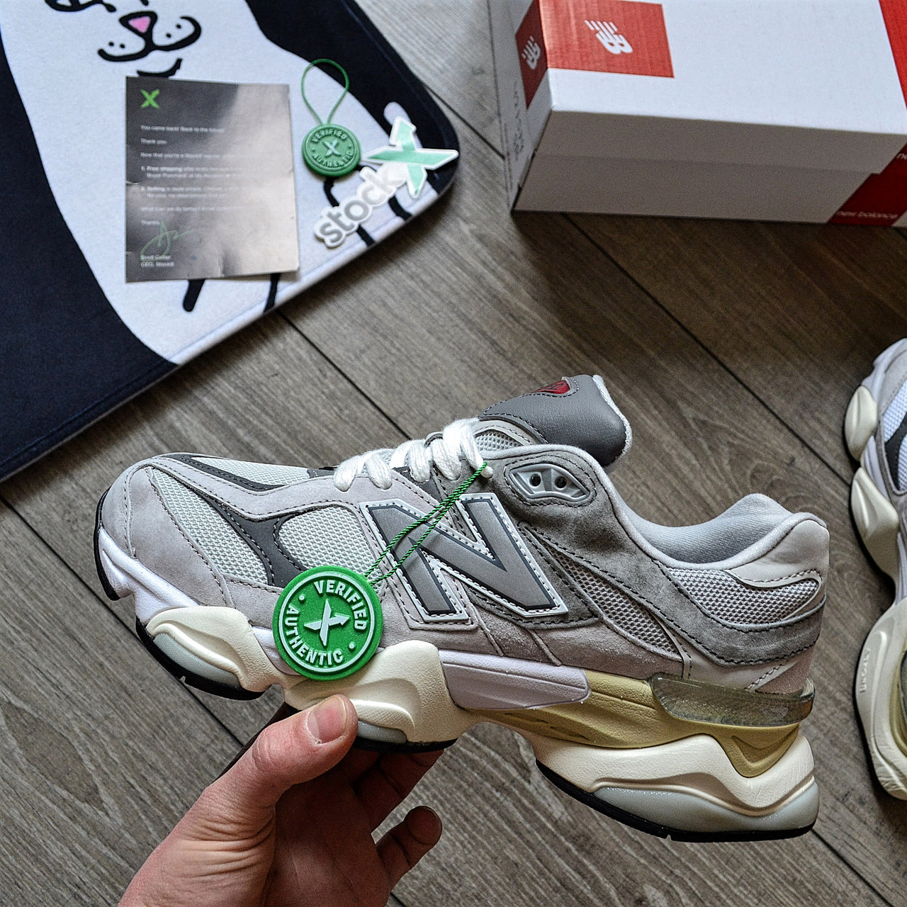 Чоловічі кросівки New Balance 9060 Gray весна-осінь замша демісезонні. Живе фото, фото 1