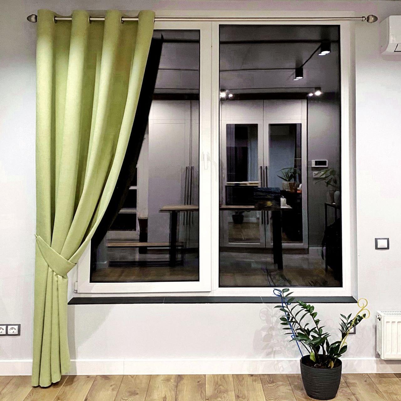 Штора на сірих люверсах 1 шт з підхватом 140х250 см мікровелюр Світло-зелений, фото 1