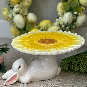 Керамічна підставка для паски, торта Кролик з квіткою 22,5 см