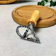 Форма для вирубки тіста з дерев'яною ручкою Ялинкова Кулька, фото 4