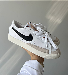 Жіночі кросівки Nike Blazer Low white Найк Блейзер білі з чорним