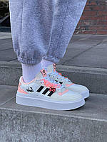 Белые кожаные женские кроссовки Adidas Forum Bonega x Hello Kitty Low Platform Sneakers In Cream Люкс