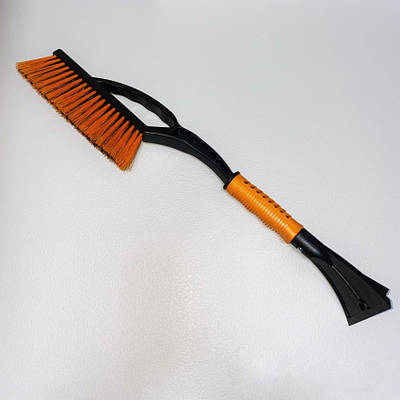 Щітки та скребки