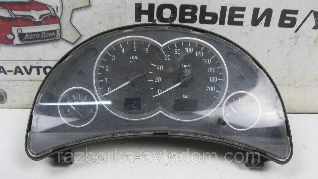 Панель приладів Opel Corsa C (2000-2012), Meriva A (2003-2010), Combo (2001-2011) OE:88311302