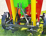 2-рядна саджалка Бомет 50/55 з ящиком для міндобрив (3т, 150л, крок посадки 29/32/35см, майданчик для оператора), фото 4