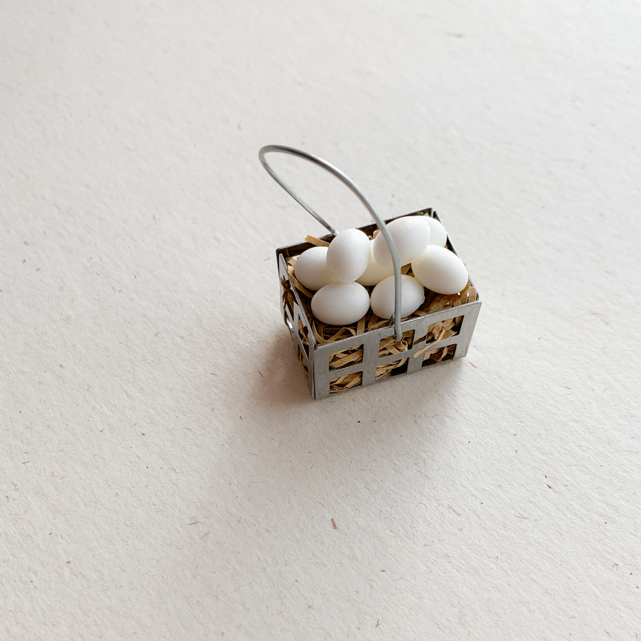 Мініатюра кошик з яйцями 2.7*2 см, фото 1