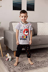 Модний оригінальний якісний комплект із шортиками капрі для хлопчика, зручний дитячий одяг для дому