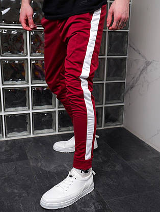 Чоловічі спортивні штани з лампасом на весну бордо-білого кольору з кишенями на манжеті штани стильні модні, фото 2