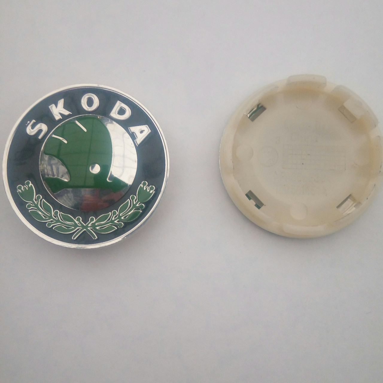 Ковпачок у диск Skoda 52-56 мм