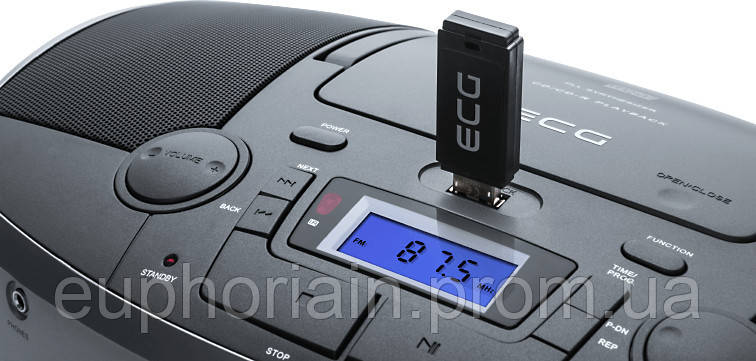 CD радио проигрыватель Titan ECG CDR-1000-U Отличное качество - фото 5 - id-p2078437944
