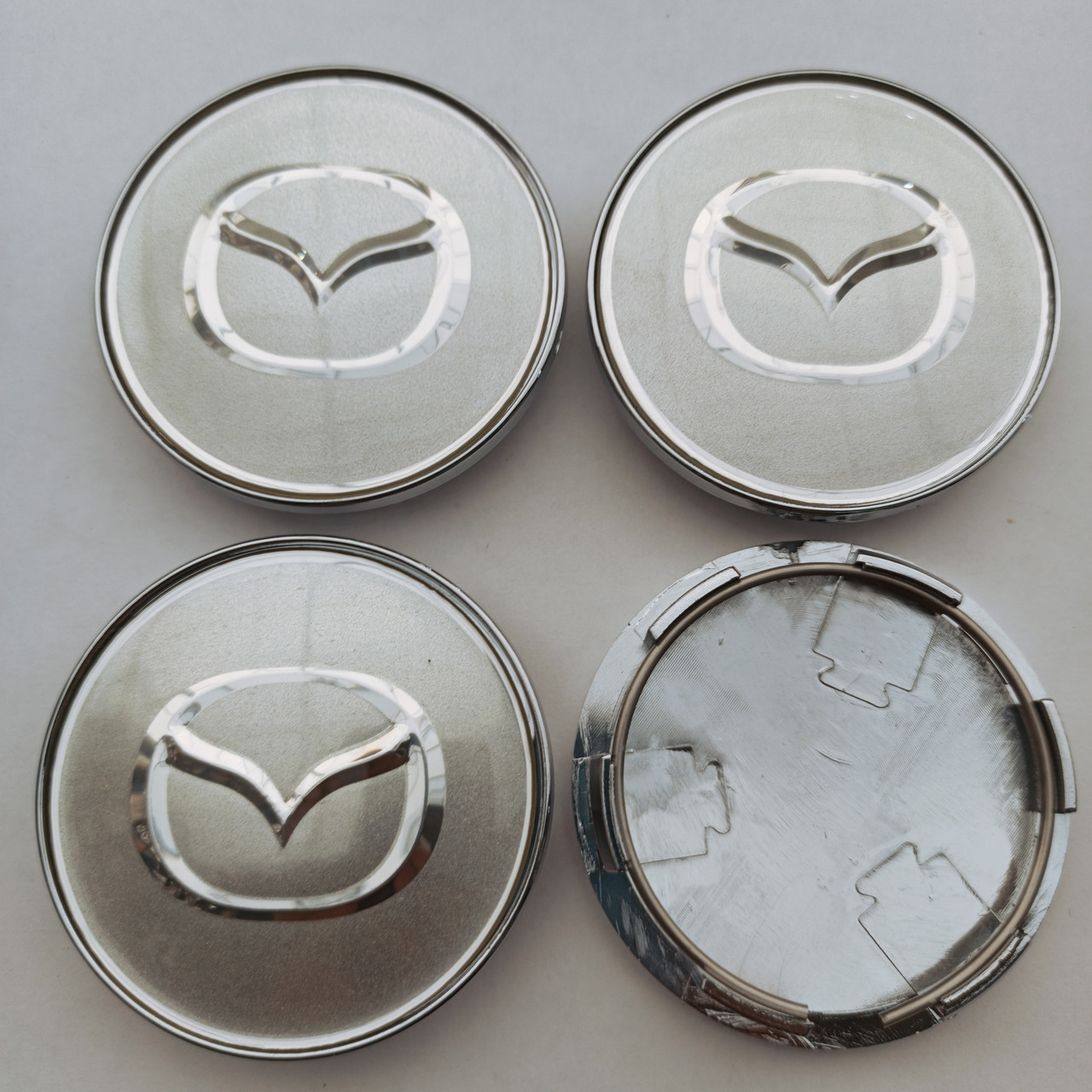 Ковпачки в диски Mazda 62-68 мм