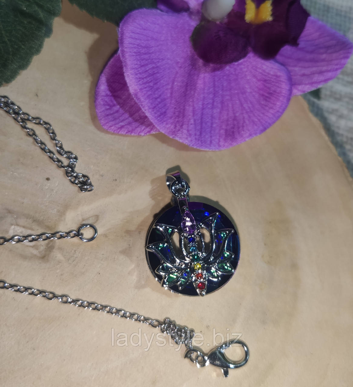 Кулон із зображенням лотоса студії www.LadyStyle.Biz