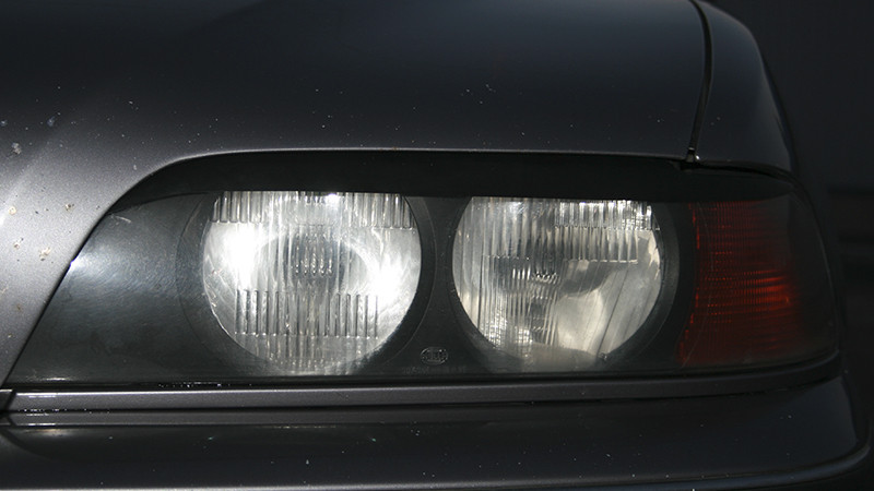 Вії на БМВ Е38 (BMW E38) (накладки на фари)