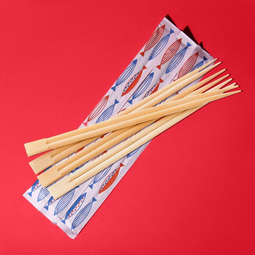 Палички для суші здвоєні світлі в білому пакованні