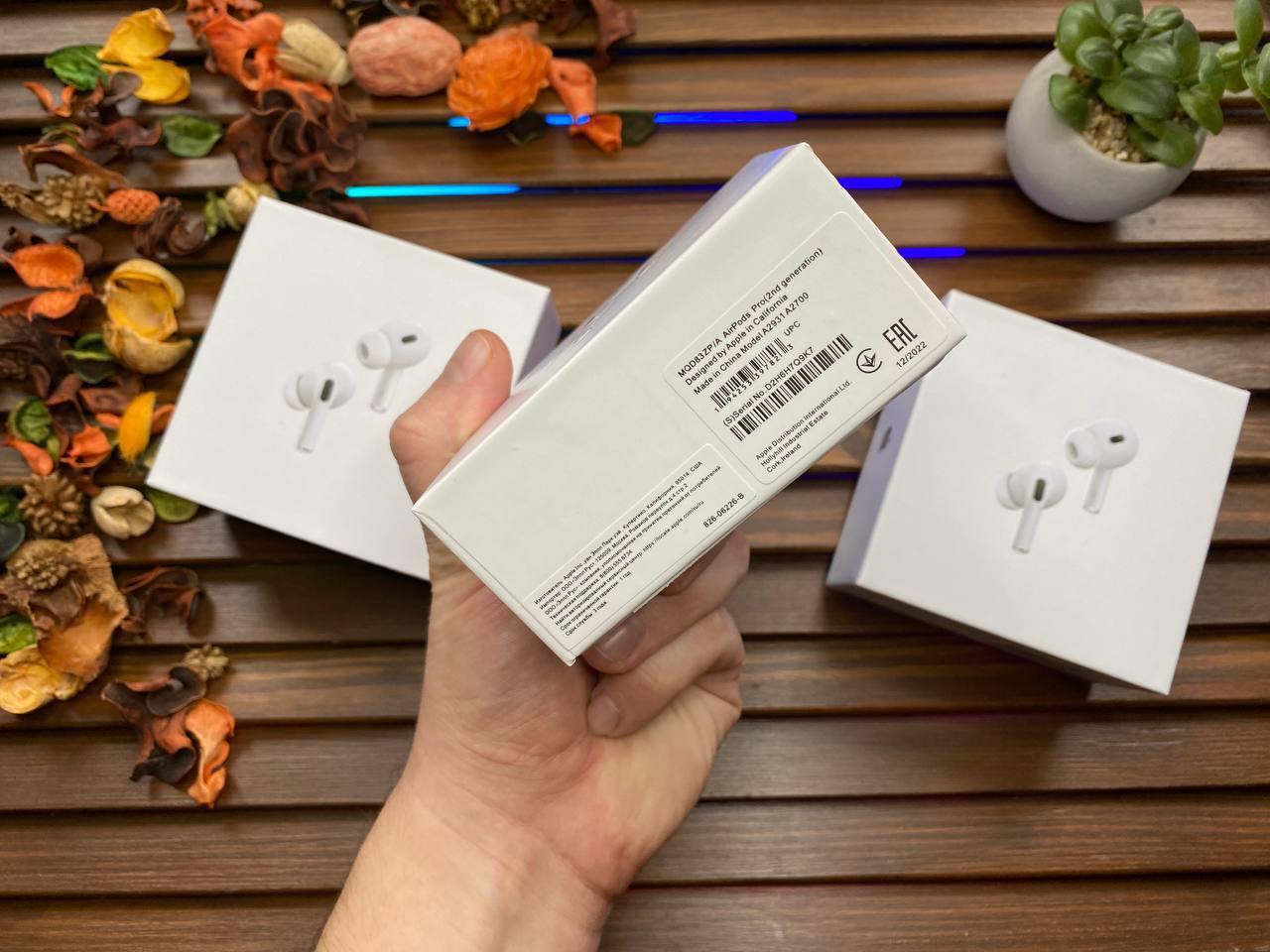 Бездротові навушники Apple AirPods PRO 2 Original series 1:1 з Шумозаглушенням - фото 4 - id-p2079068577