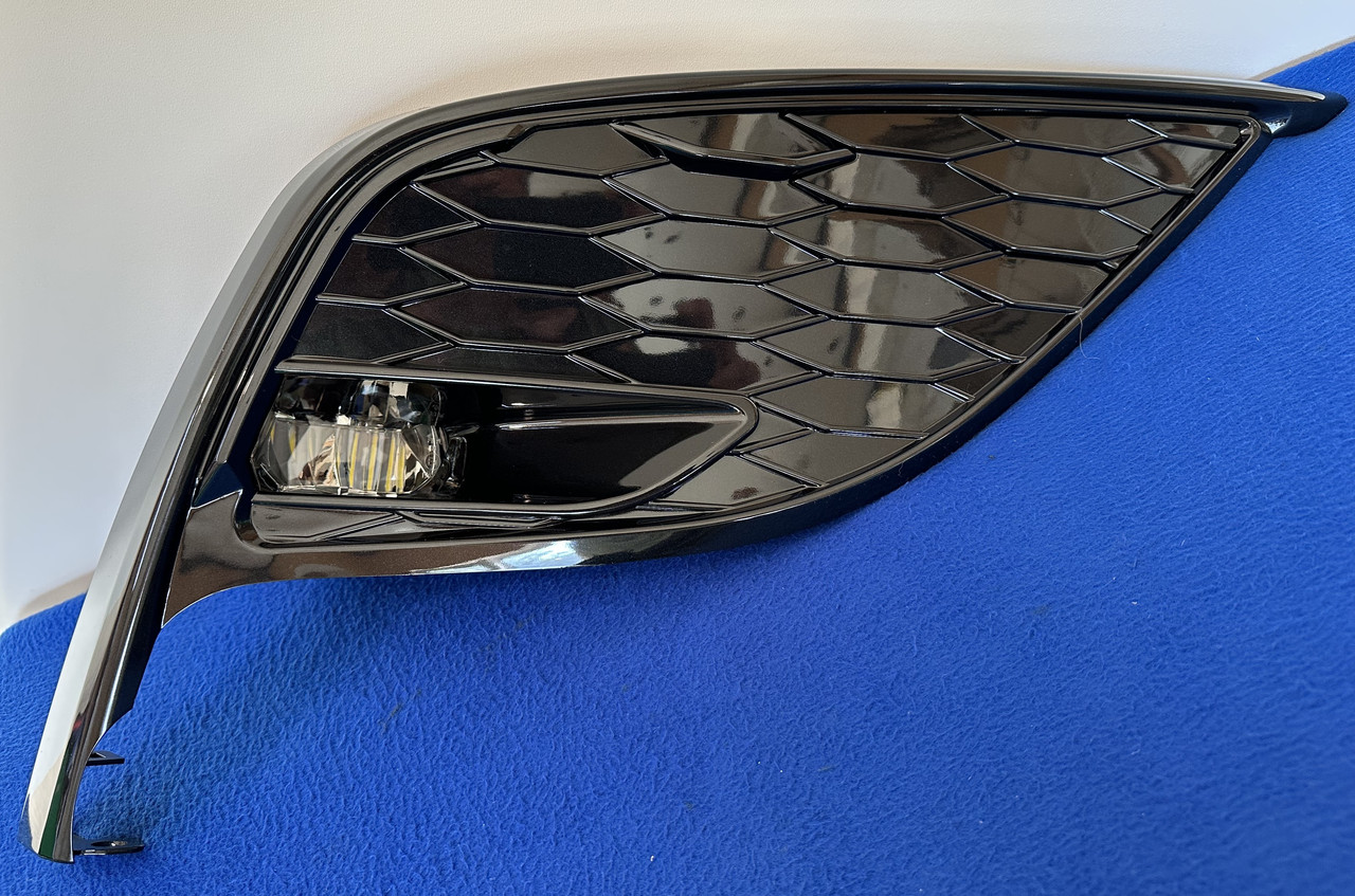Протитуманітні LED фари Toyota camry 70 2021 —