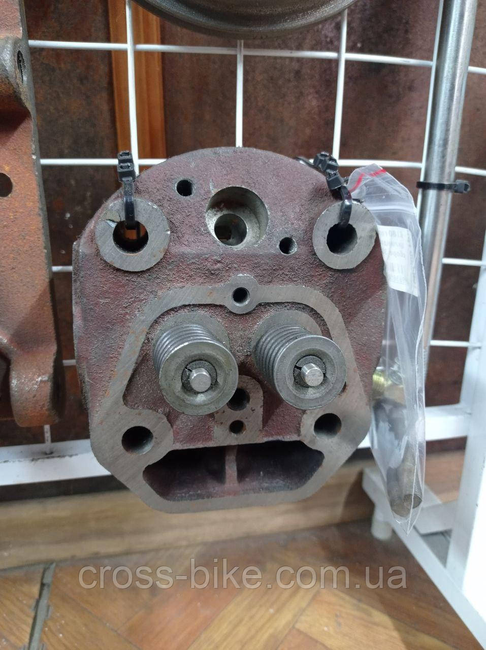 Головка циліндра в зборі - R180N (8 к.с.), фото 1