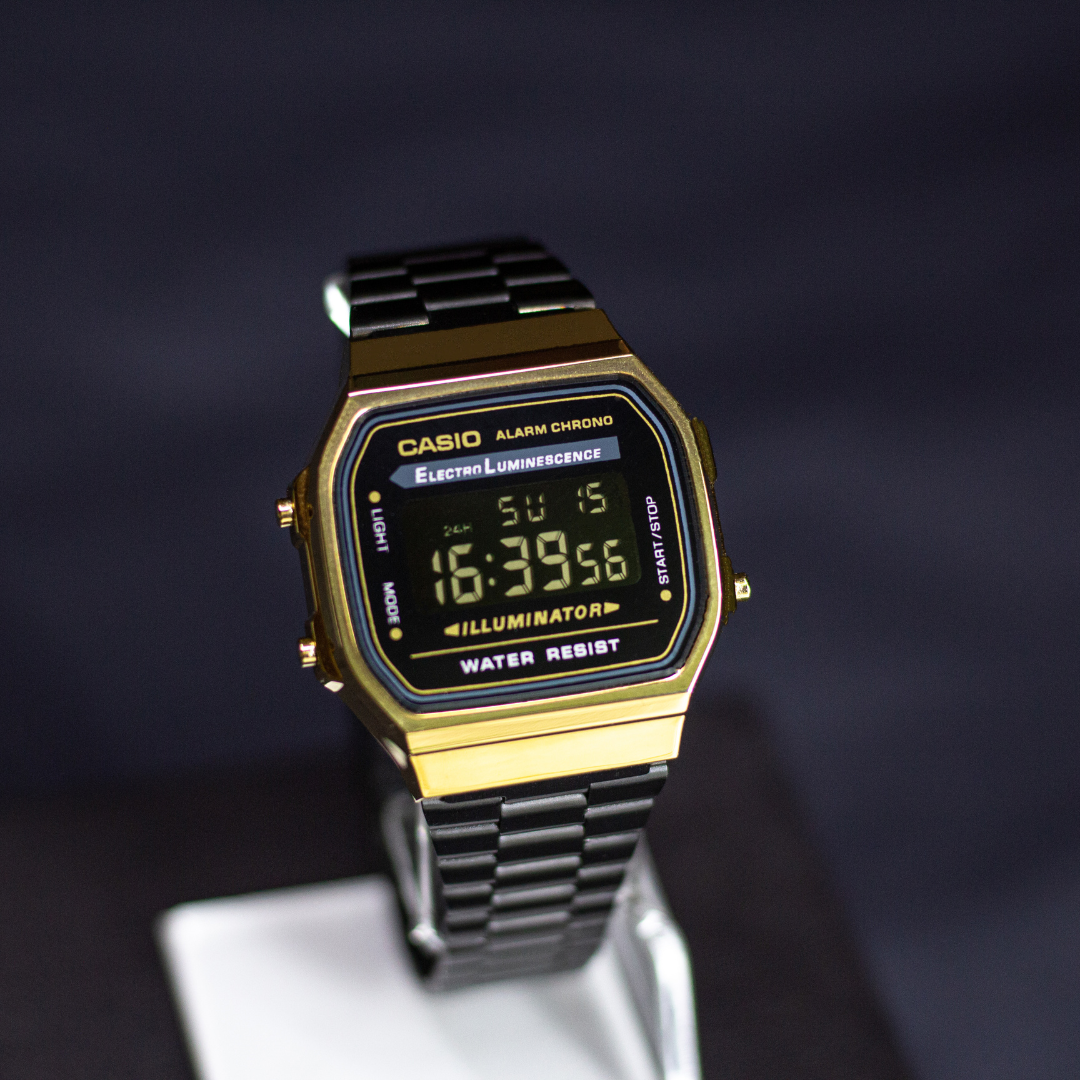 Наручний електронний годинник Casio Retro illuminator (100208)