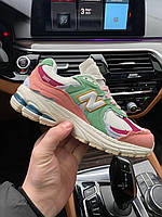 Яркие кроссы для девушек Нью Беленс 2002R. Разноцветные женские кроссовки New Balance 2002R.