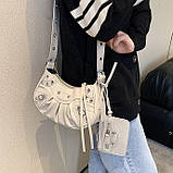 Жіноча сумка 603 1H-10622 багет крос-боді біла молочна, фото 2