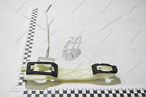 Корпус ручки дверей Авео Т250,Вида зовнішня передня права (з тягою) (GM) (95981216)