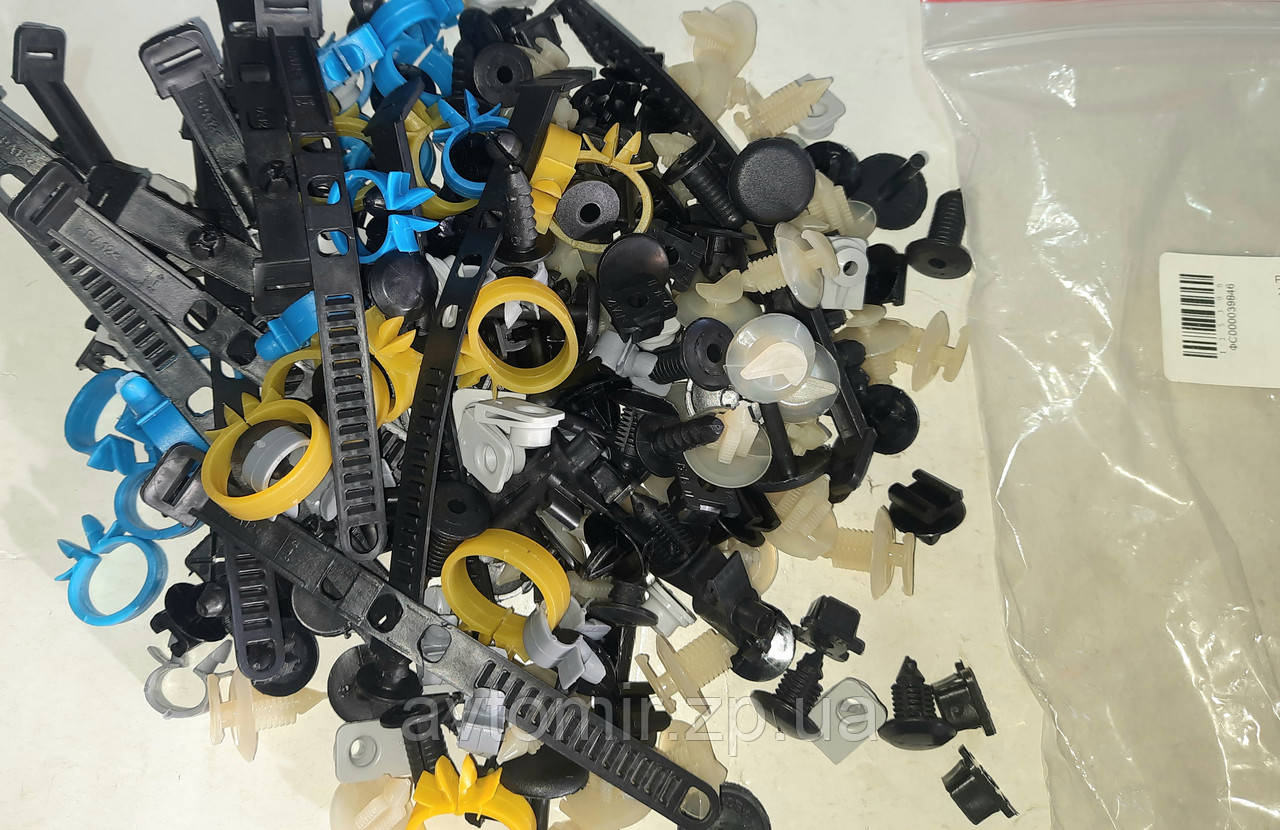 Набір кліпса (пістон) Ваз 2110.2111,2112 комплект Україна, фото 1